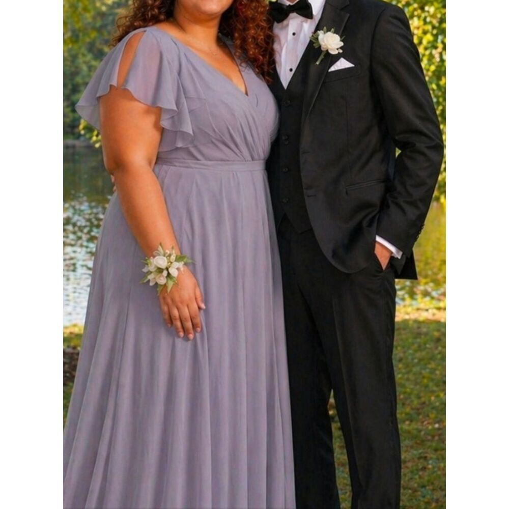 Prom Formal Dress Flutter Sleeve Full Skirt Size 16 EUC